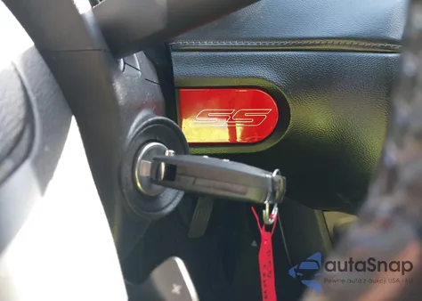 2014 Chevrolet Camaro 1Ss z USA, uszkodzony, nr VIN 2G1FJ1EJ9E9123574